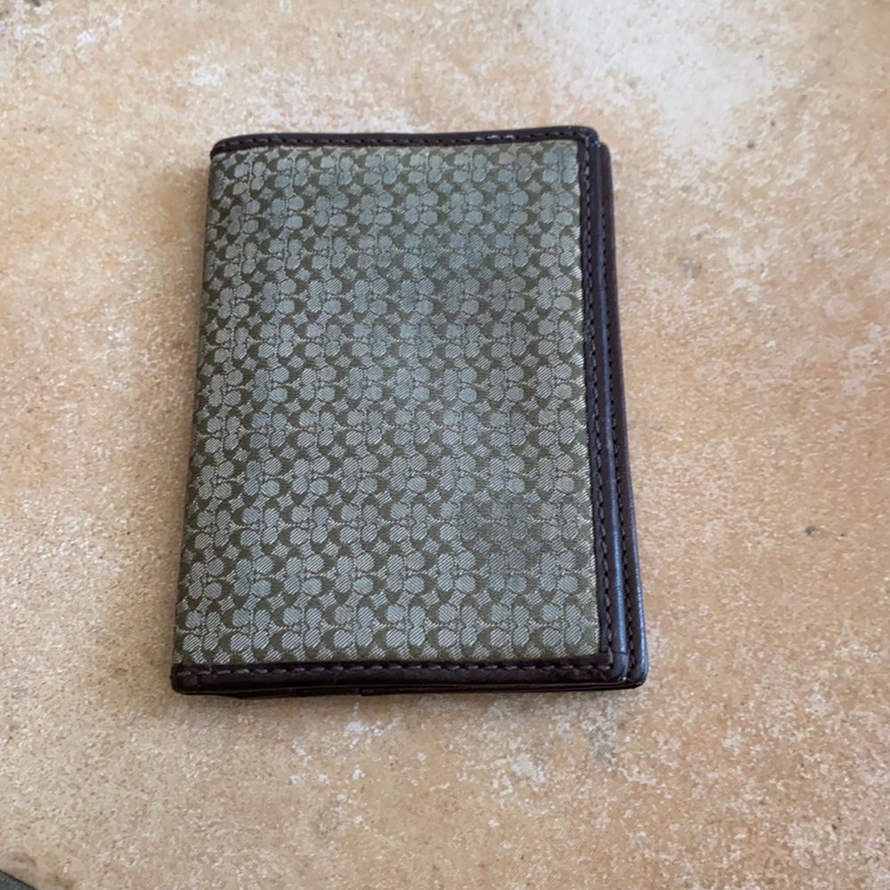 Men’s coach wallet